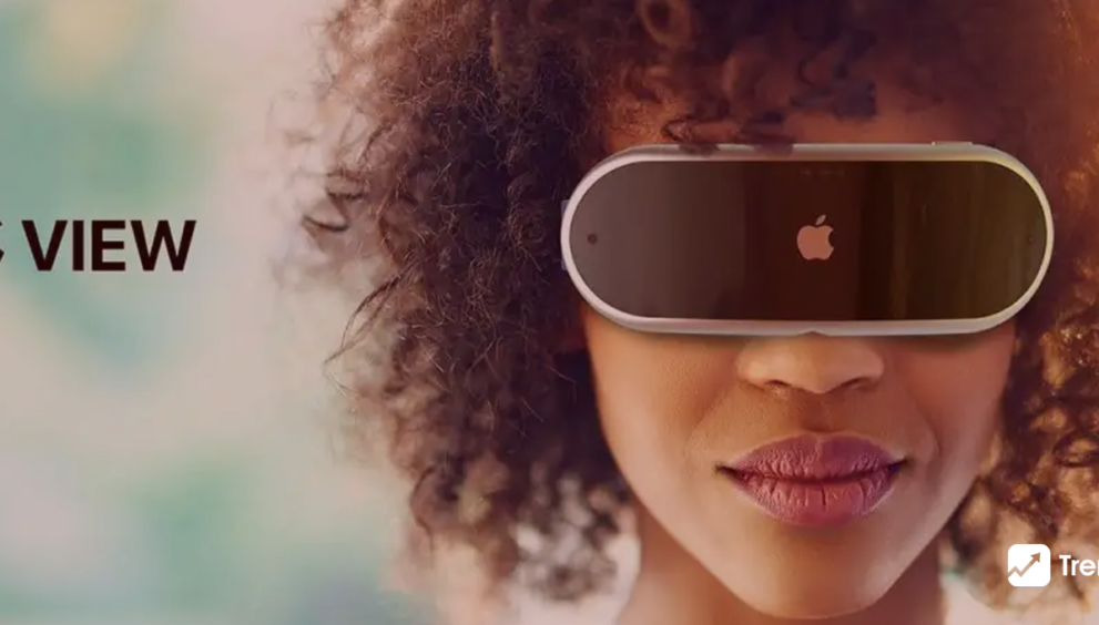 The Headset Platform Wars May Already Be On Apple's Side